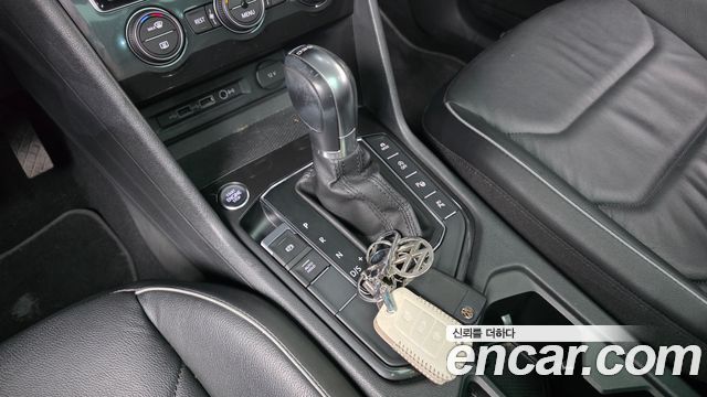 Volkswagen Tiguan Allspace 2.0 TDI Prestige 2018 — фото 9