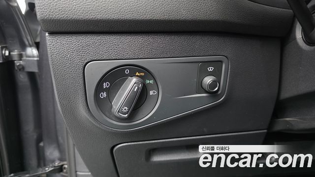 Volkswagen Tiguan Allspace 2.0 TDI Prestige 2018 — фото 23
