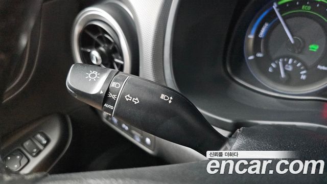 Hyundai Kona Hybrid Modern 2023 — фото 33