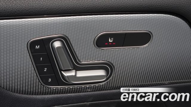 Mercedes-Benz GLB-Class (X247) GLB200 d 2021 — фото 29