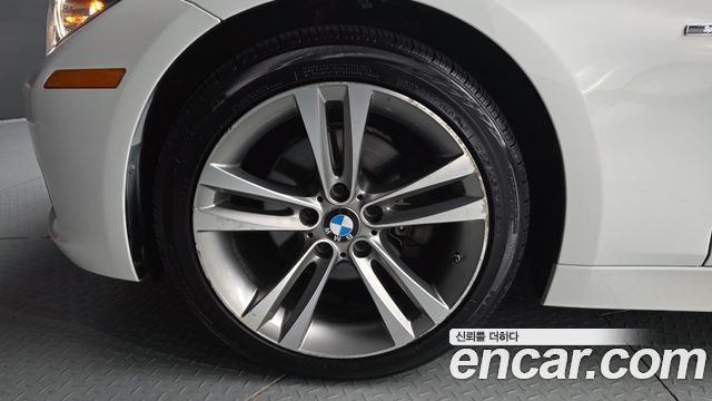 BMW 3 Series (F30) 320d Sport 2015 — фото 5
