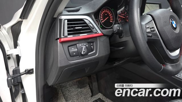 BMW 3 Series (F30) 320d Sport 2015 — фото 13