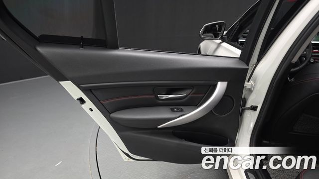 BMW 3 Series (F30) 320d Sport 2015 — фото 25