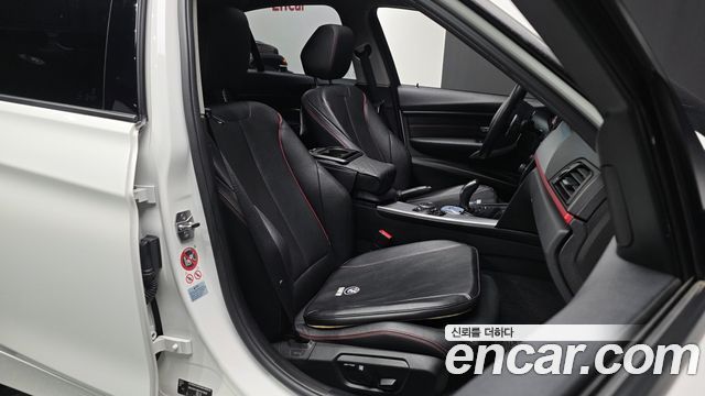 BMW 3 Series (F30) 320d Sport 2015 — фото 26