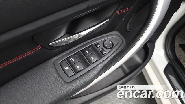 BMW 3 Series (F30) 320d Sport 2015 — фото 30