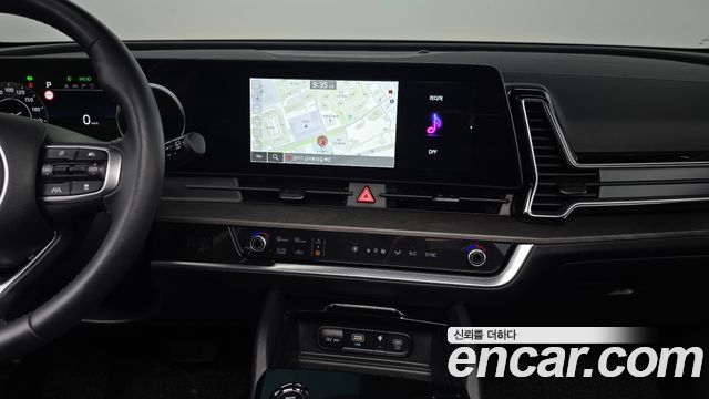 Kia Sportage (V) Gasoline 1.6 Turbo 2WD Signature 2022 — фото 14