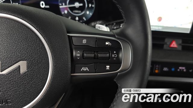 Kia Sportage (V) Gasoline 1.6 Turbo 2WD Signature 2022 — фото 16