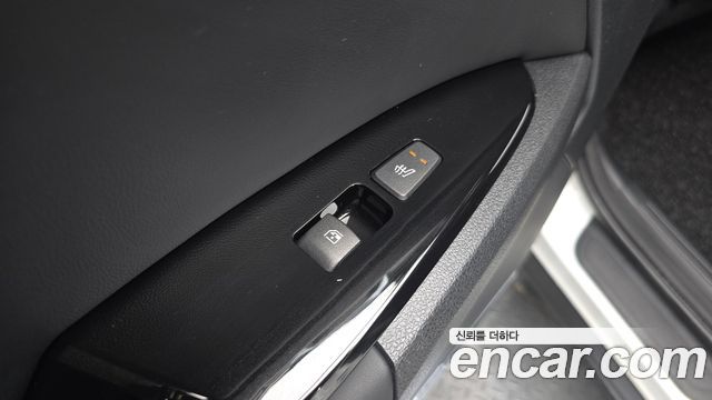 Kia Sportage (V) Gasoline 1.6 Turbo 2WD Signature 2022 — фото 19