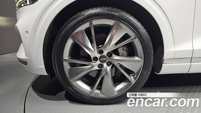 Genesis GV70 2.5T Gasoline AWD 2023 — фото 5