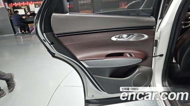 Genesis GV70 2.5T Gasoline AWD 2023 — фото 25
