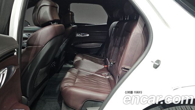 Genesis GV70 2.5T Gasoline AWD 2023 — фото 26