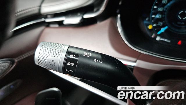 Genesis GV70 2.5T Gasoline AWD 2023 — фото 29