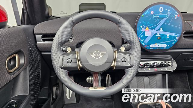 MINI Cooper S Convertible (IV) JCW 2025 — фото 13