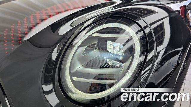 MINI Cooper S Convertible (IV) JCW 2025 — фото 22