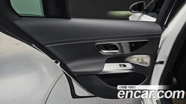 Mercedes-Benz E-Class (W214) E300 4MATIC AMG Line 2024 — фото 25