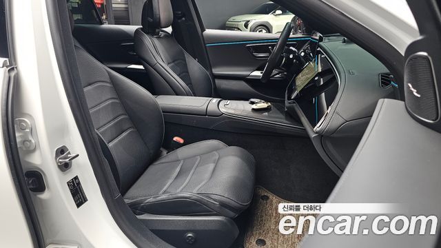 Mercedes-Benz E-Class (W214) E300 4MATIC AMG Line 2024 — фото 26