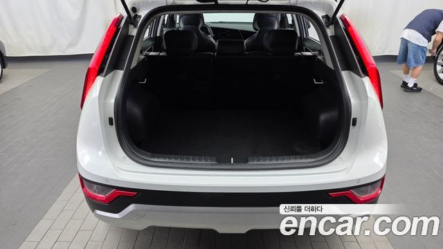 Kia Niro Trendy 2022 — фото 20