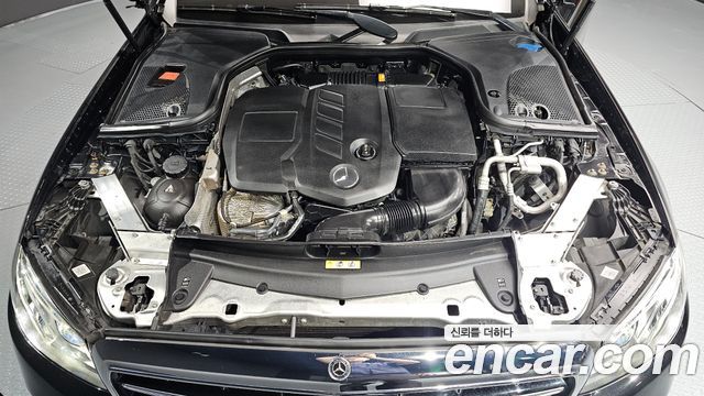 Mercedes-Benz E-Class (W213) E220d 4MATIC Exclusive 2019 — фото 6