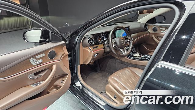 Mercedes-Benz E-Class (W213) E220d 4MATIC Exclusive 2019 — фото 10