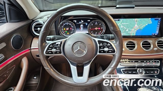 Mercedes-Benz E-Class (W213) E220d 4MATIC Exclusive 2019 — фото 13
