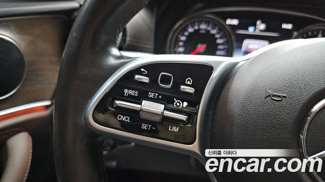 Mercedes-Benz E-Class (W213) E220d 4MATIC Exclusive 2019 — фото 20