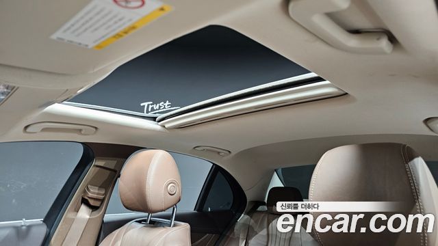 Mercedes-Benz E-Class (W213) E220d 4MATIC Exclusive 2019 — фото 30