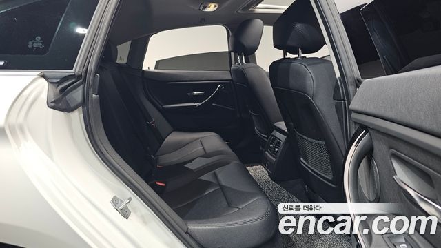 BMW 4 Series (F32) 420i Gran Coupe Special Edition 2020 — фото 12