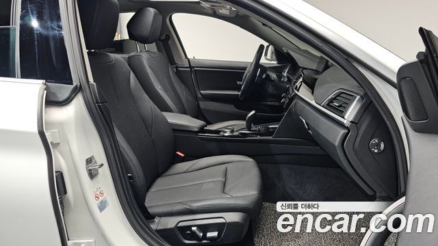 BMW 4 Series (F32) 420i Gran Coupe Special Edition 2020 — фото 26