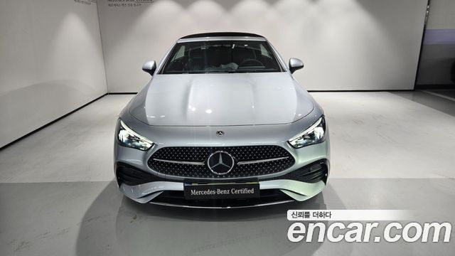 Mercedes-Benz CLE-Class (C236) CLE450 4MATIC Cabriolet 2025 — фото 6