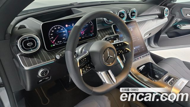 Mercedes-Benz CLE-Class (C236) CLE450 4MATIC Cabriolet 2025 — фото 19