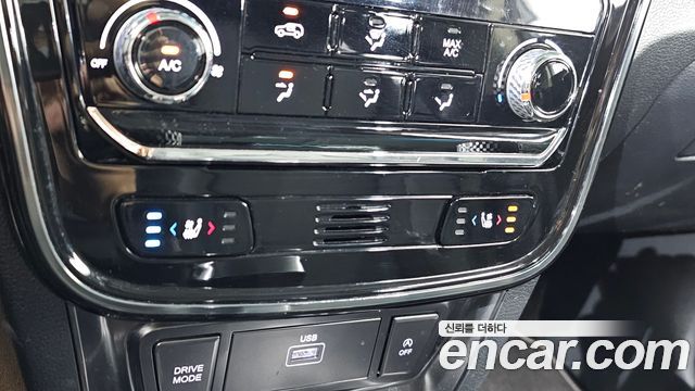 KG Mobility (SsangYong) Very New Tivoli Diesel 1.6 2WD V1 2020 — фото 17