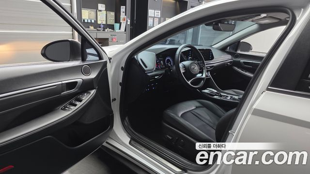Hyundai Sonata (DN8) 2.0 LPG(rental car) Smart 2022 — фото 10