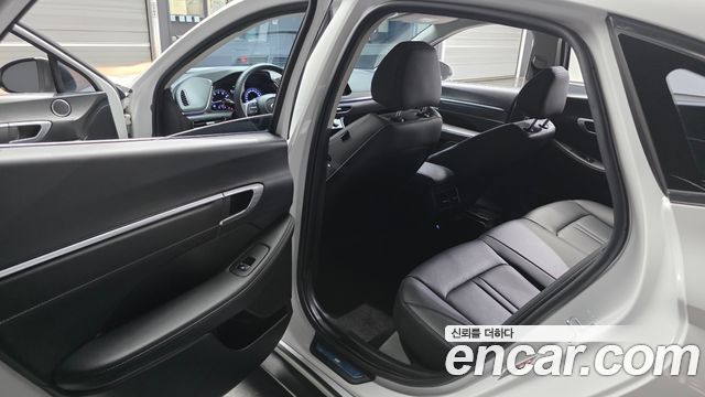 Hyundai Sonata (DN8) 2.0 LPG(rental car) Smart 2022 — фото 15