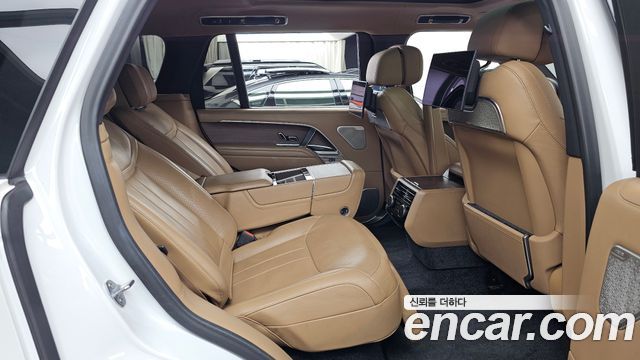 Land Rover Range Rover (V) D350 Autobiography Long Wheel Base 2023 — фото 16