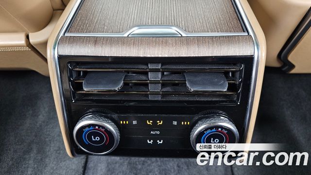 Land Rover Range Rover (V) D350 Autobiography Long Wheel Base 2023 — фото 37