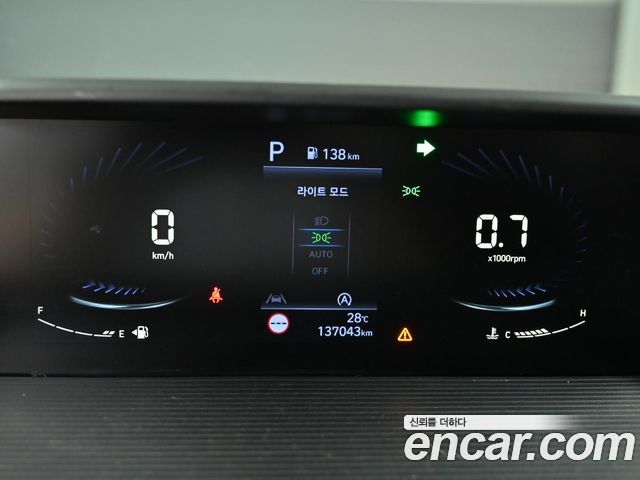 Hyundai Staria 4WD Lounge 9-Seater Prestige 2023 — фото 8