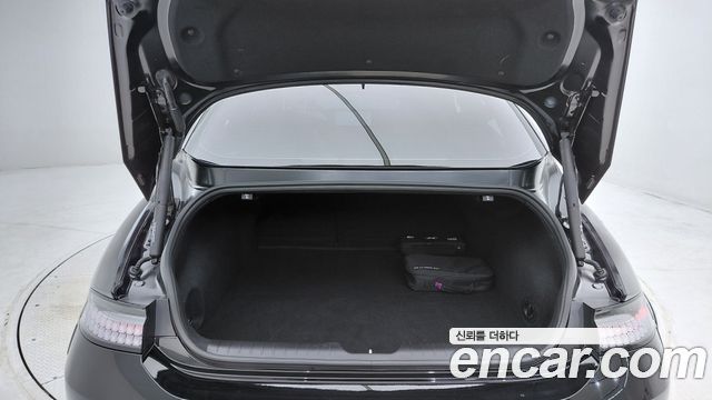 Hyundai Ioniq 6 Long Range Exclusive + 2023 — фото 17
