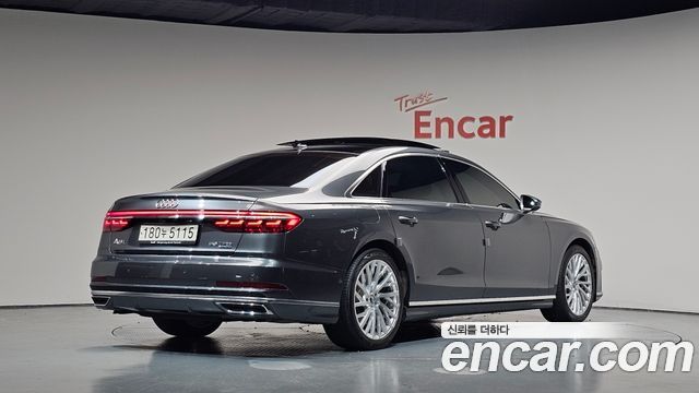 Audi A8 (D5) 55 TFSI Quattro LWB 2020 — фото 2