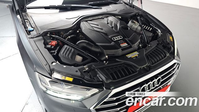 Audi A8 (D5) 55 TFSI Quattro LWB 2020 — фото 6
