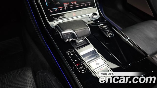 Audi A8 (D5) 55 TFSI Quattro LWB 2020 — фото 9