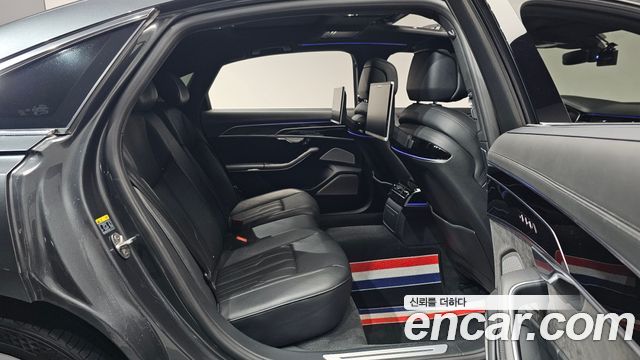 Audi A8 (D5) 55 TFSI Quattro LWB 2020 — фото 15