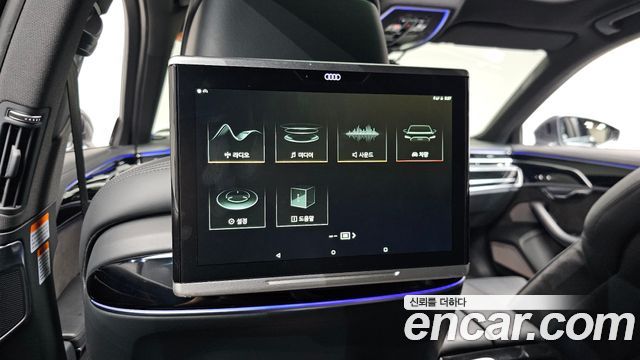 Audi A8 (D5) 55 TFSI Quattro LWB 2020 — фото 39
