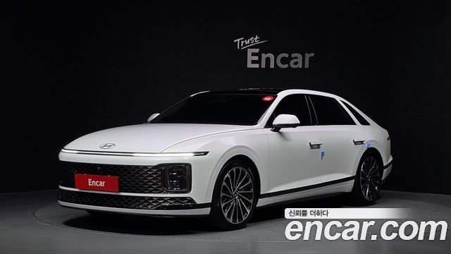 Hyundai Grandeur Hybrid (GN7) Calligraphy