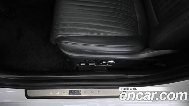 Hyundai Grandeur Hybrid (GN7) Calligraphy 2025 — фото 32