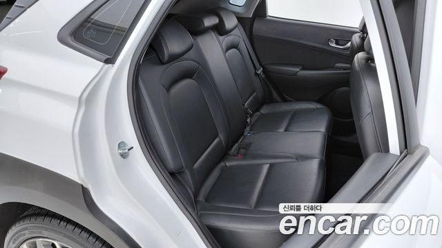 Hyundai Kona Hybrid Smart 2023 — фото 11
