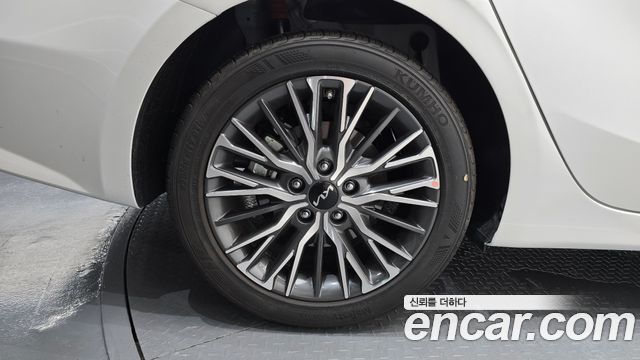 Kia K3 (II) 1.6 Prestige 2024 — фото 5