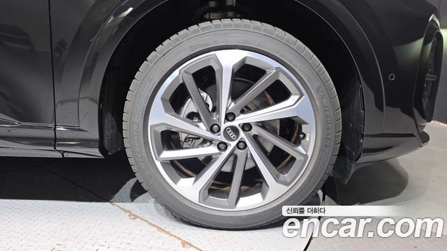 Audi Q5 (80A) 45 TFSI Quattro S line 2025 — фото 21