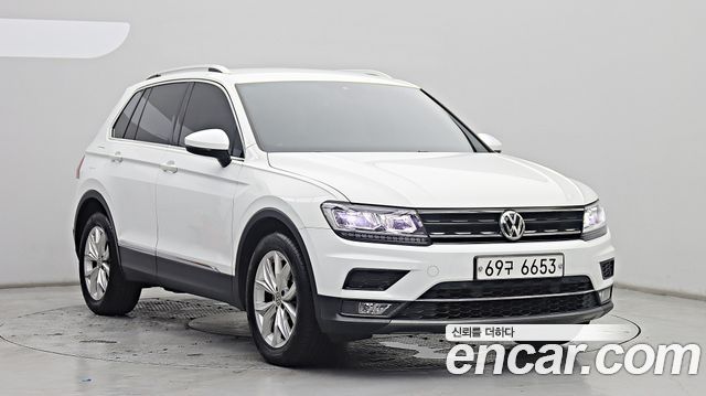 Volkswagen Tiguan (II) 2.0 TDI Premium 2018 — фото 3
