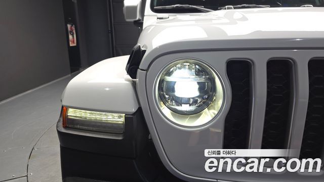Jeep Wrangler (JL) 2.0 Overland Power Top 4Door 4xe 2021 — фото 28
