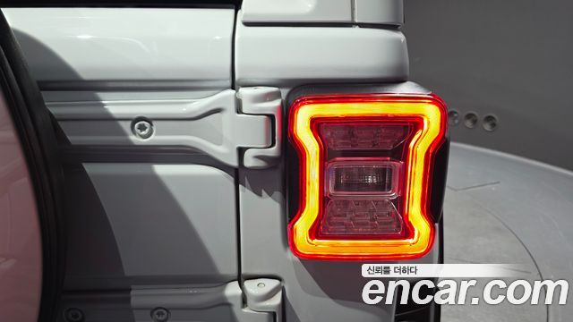 Jeep Wrangler (JL) 2.0 Overland Power Top 4Door 4xe 2021 — фото 29